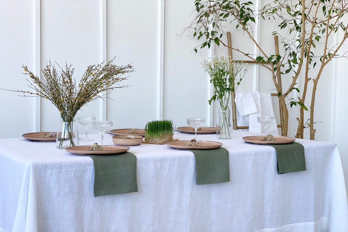 Easter Table Setting With Linen