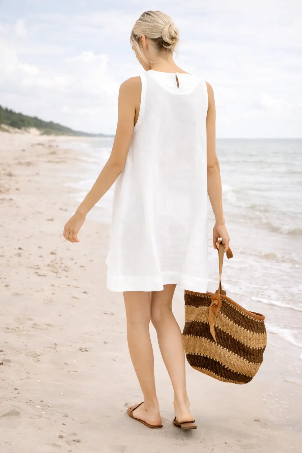Linen dress back detail – natural 100% linen women's dress